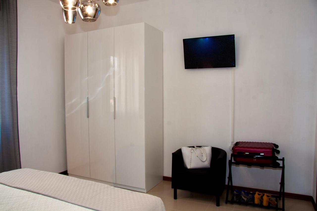 Residenza Palmina Apartment Rimini Luaran gambar